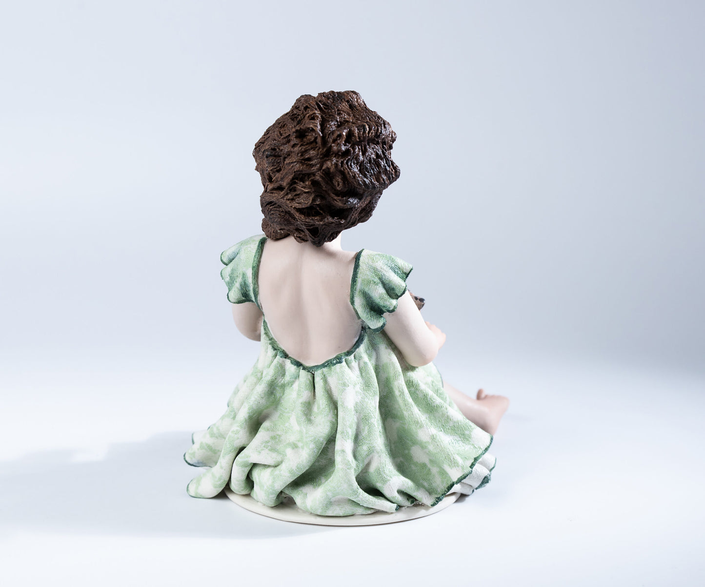 Sibania Jessie con il suo gatto